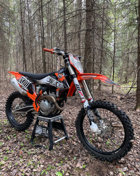 CUSTOM MOTO GRAPHICS