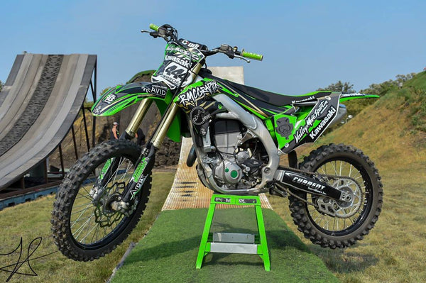 CUSTOM MOTO GRAPHICS