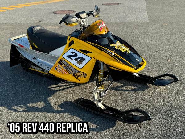 REPLICA REV GRAPHICS