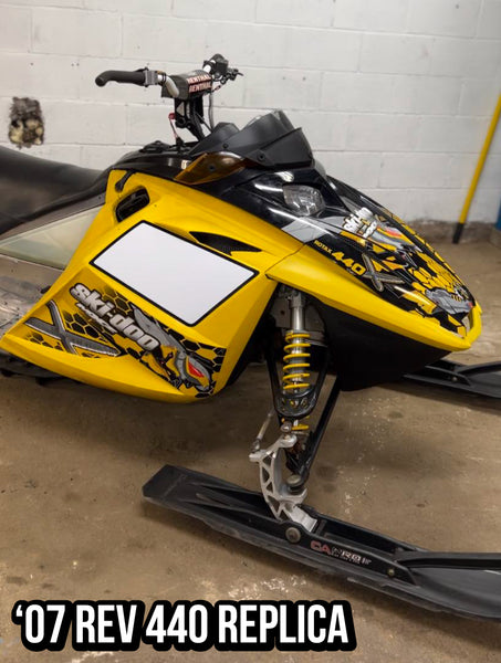REPLICA REV GRAPHICS