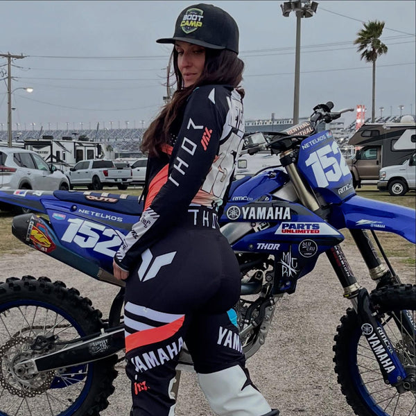 CUSTOM MOTO GRAPHICS